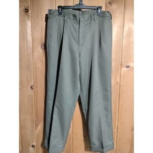 Croft and Barrow dress pants khaki color size 34/29